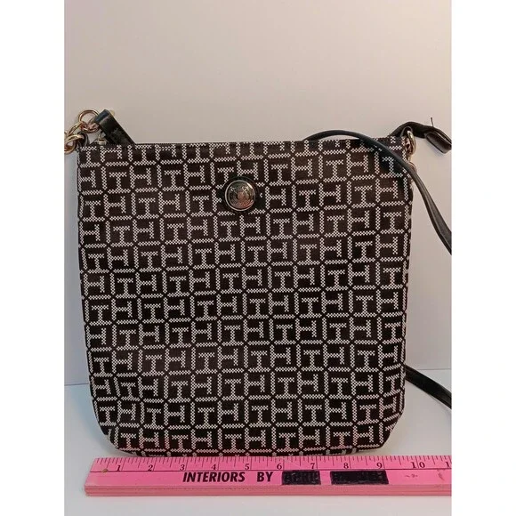 Tommy Hilfiger Bag / Crossbody Black White Monogram / Y2K Bag / Classic Preppy - Picture 9 of 15